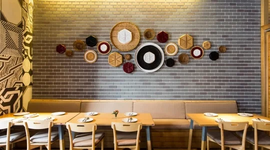 サボイレストラン_プーパッポンカリー・トムヤムクン・ガパオの3大タイ料理セットのランチ付き